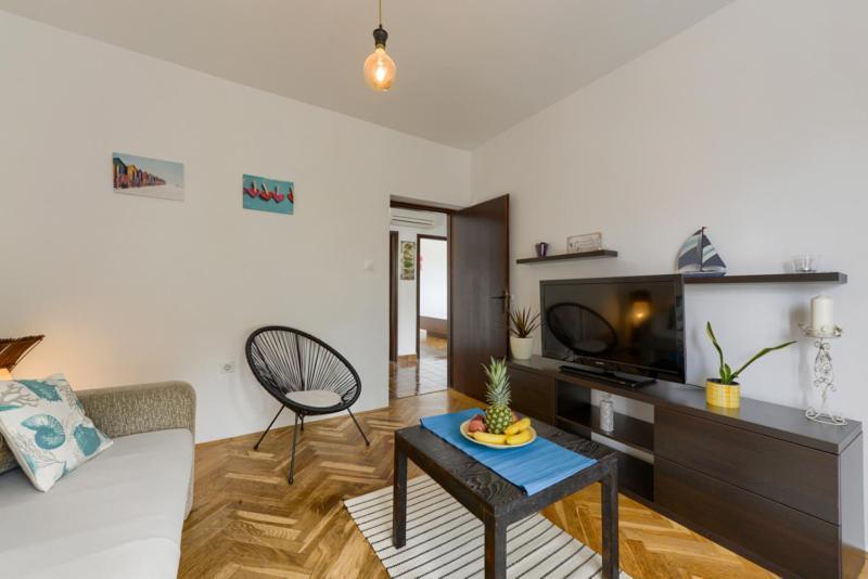 Apartments Yo Lee Бибинье Экстерьер фото