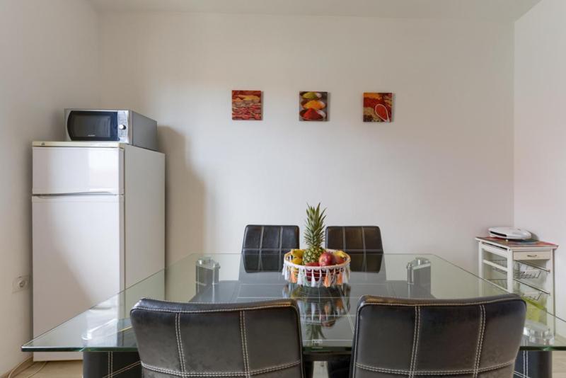 Apartments Yo Lee Бибинье Экстерьер фото